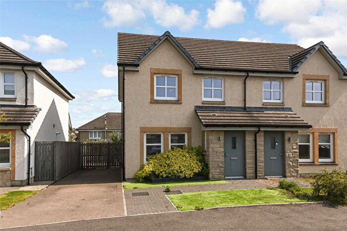 3 Bedroom Semi-Detached House For Sale In Dothan Road, Kirkcaldy, Fife, KY2