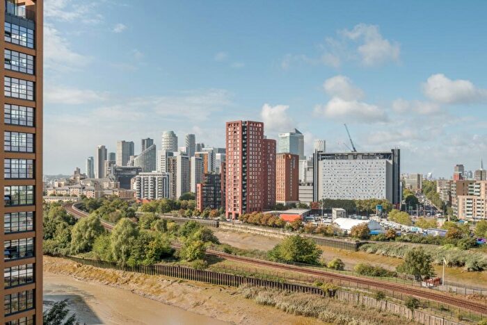 1 Bedroom Apartment For Sale In Lookout Lane London, E14