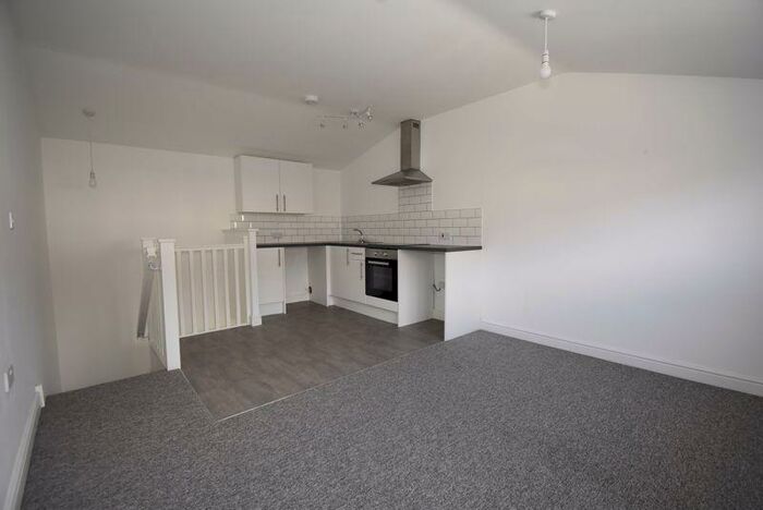 1 Bedroom Maisonette To Rent In Soundwell Road Staple Hill, BS16