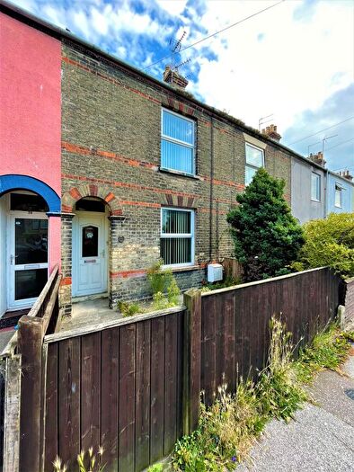 3 Bedroom Property To Rent In Rotterdam Road, Lowestoft, NR32