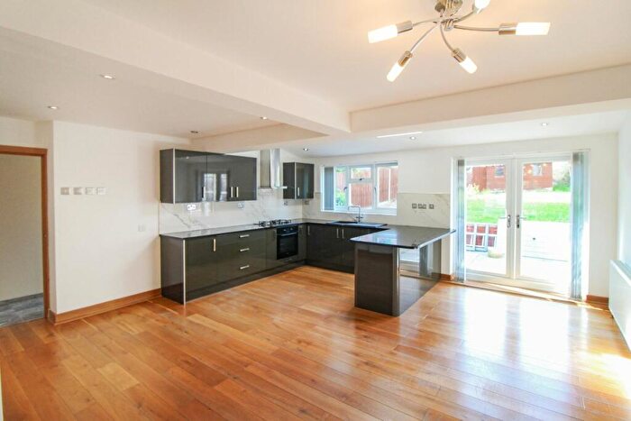 3 Bedroom Terraced House To Rent In Rooksmead, Bedford, MK41