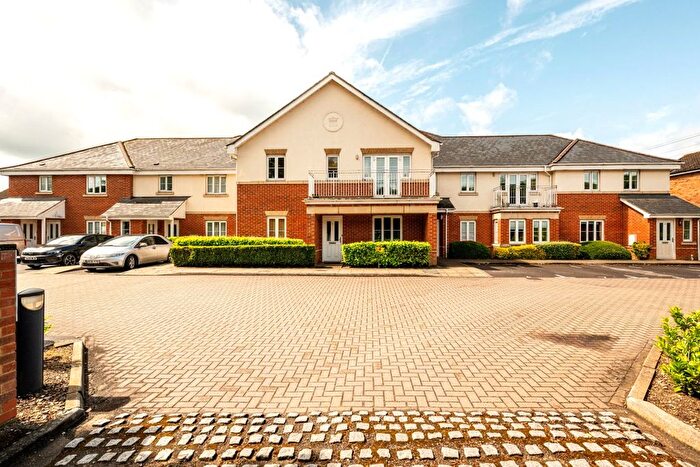 1 Bedroom Flat For Sale In Blackbird Mews, Loudwater, HP10