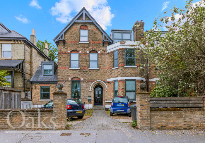 2 Bedroom Apartment To Rent In Chatsworth Road, Croydon, CR0