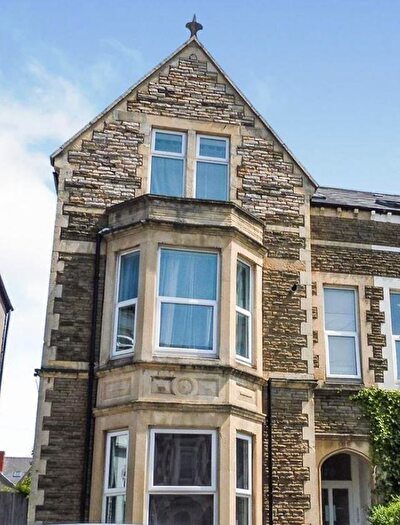 Studio For Sale In Claude Road, Roath, CF24