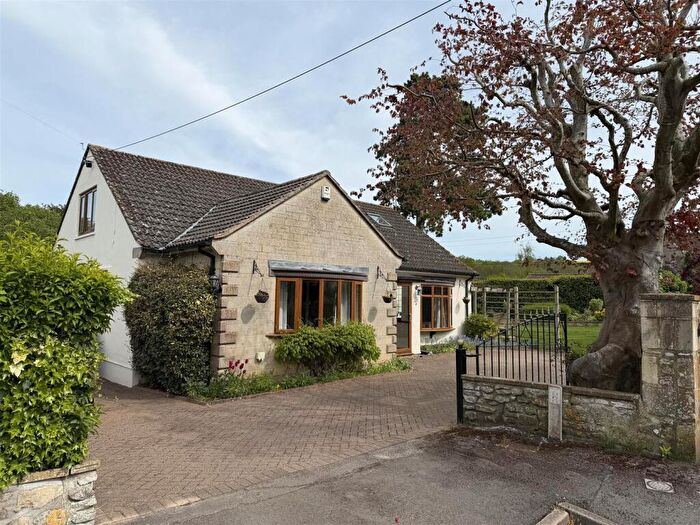 4 Bedroom Detached Bungalow For Sale In Summerlea, Priston, BA2