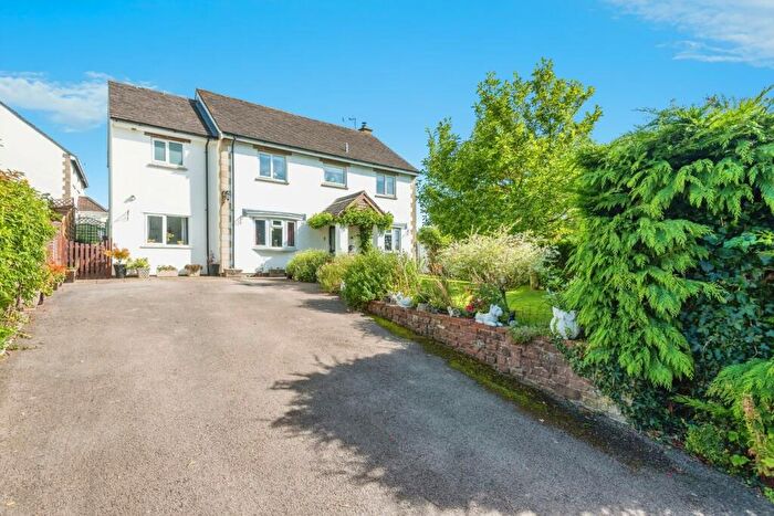 4 Bedroom Detached House For Sale In Bathams Close, Longhope, GL17