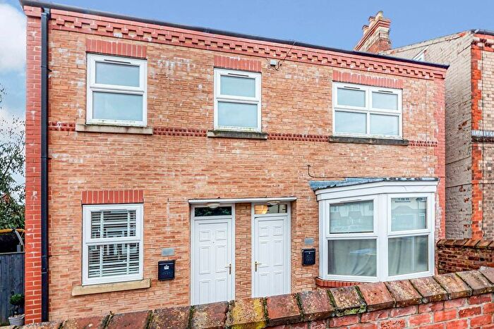 2 Bedroom Flat To Rent In Trinity Grove, Bridlington, East Riding Of Yorkshi, YO15