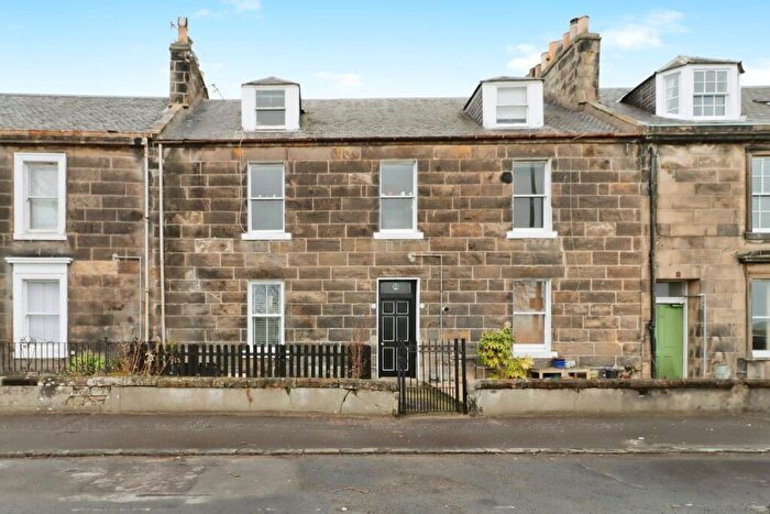 1 Bedroom Flat For Sale In Kinghorn Road, Burntisland, Fife, KY3