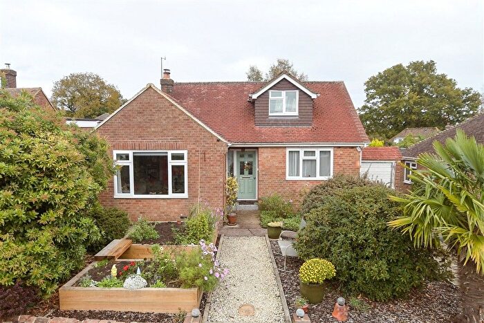 3 Bedroom Chalet For Sale In Luxford Drive, Crowborough, East Sussex, TN6