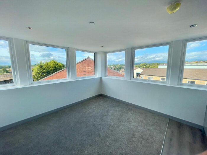 1 Bedroom Flat To Rent In Yeadon House, Green Lane, Yeadon, Leeds, West Yorkshire, LS19