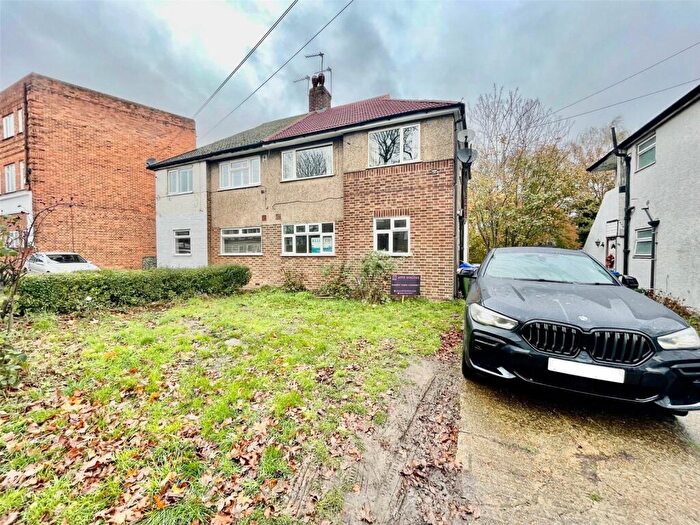 2 Bedroom Maisonette To Rent In Lingfield Crescent, Eltham, London, SE9