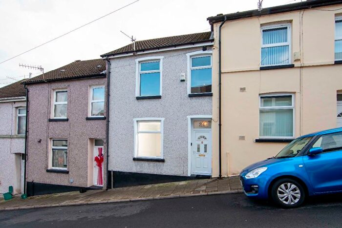 3 Bedroom Terraced House To Rent In Thomas Street, Mountain Ash, CF45