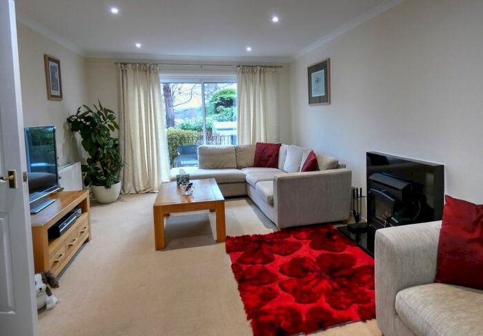 5 Bedroom Detached House For Sale In Cairnlee Avenue East, Cults, Aberdeen AB15