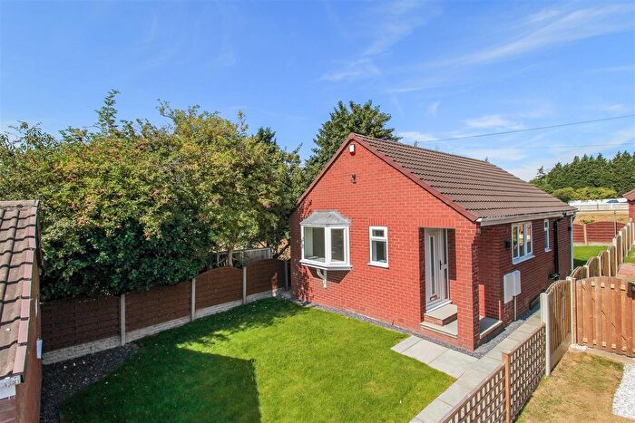 2 Bedroom Detached Bungalow For Sale In Dimple Wells Lane, Ossett, WF5