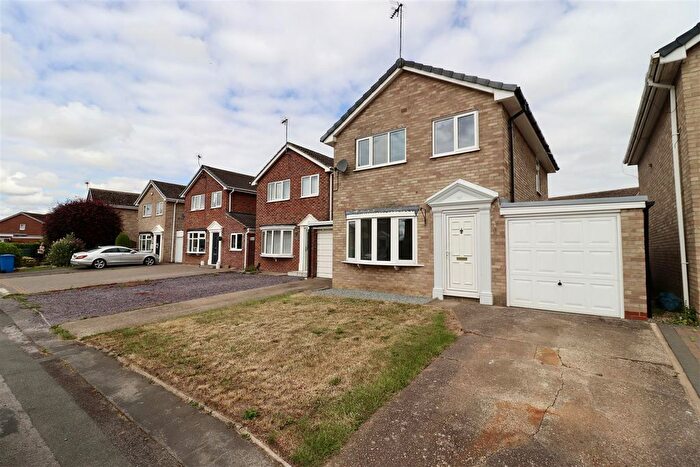 3 Bedroom Detached House For Sale In Langrick Avenue, Howden, DN14