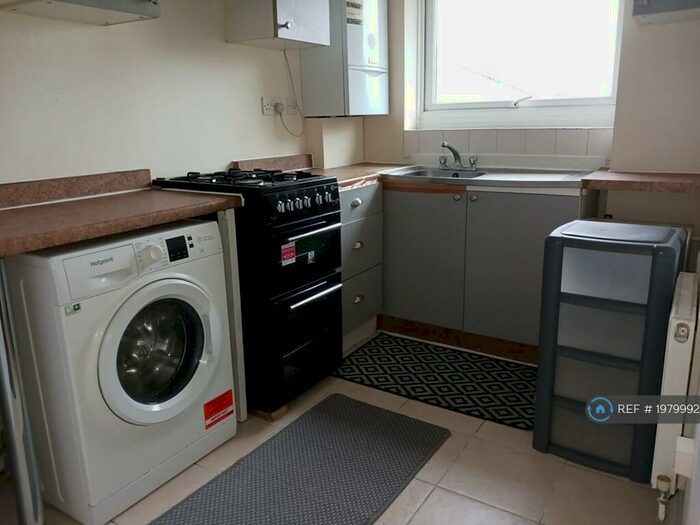 1 Bedroom Flat To Rent In Archery Close, Harrow, HA3