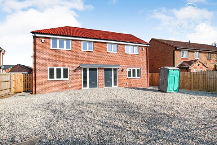 3 Bedroom Semi-Detached House For Sale In Chestnut Drive, Soham, CB7