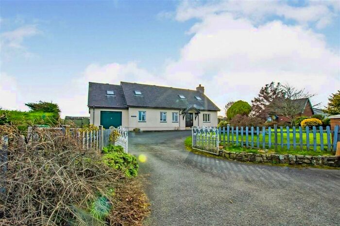 4 Bedroom Detached Bungalow For Sale In Ffosyffin, Aberaeron, Ceredigion, SA46