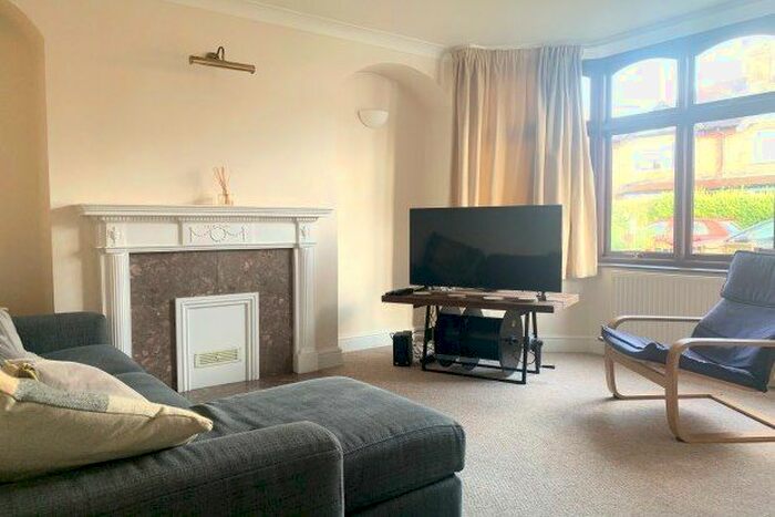 2 Bedroom Semi-Detached House To Rent In Beeston, Nottingham, NG9