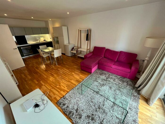 1 Bedroom Flat To Rent In The Hub, Piccadilly Place, Manchester, M1