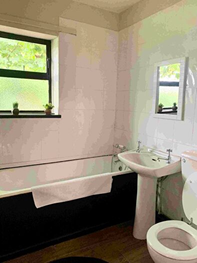 3 Bedroom Terraced House To Rent In Rock Terrace, Swansea, SA6