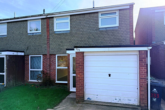 3 Bedroom Semi Detached House To Rent In Foley Road, Newent, GL18