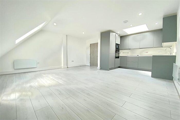 2 Bedroom Apartment To Rent In Cherry Tree House, Hornbeam Close, Stockport, SK2