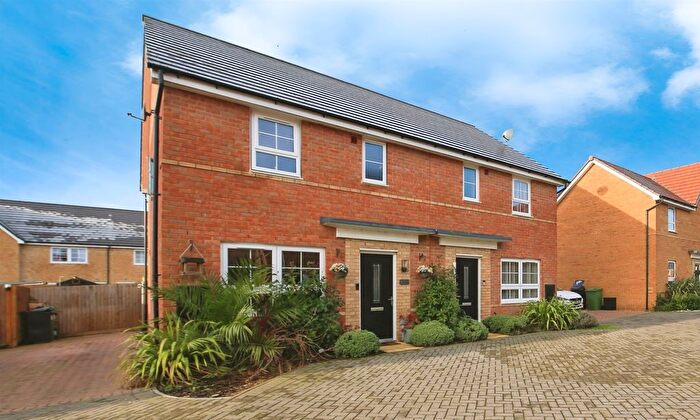 3 Bedroom Semi-Detached House For Sale In Ormesby Place, Hampton Water, Peterborough, PE7