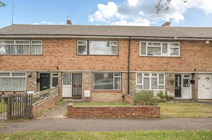 3 Bedroom Terraced House For Sale In Carnell Close, Bedford, MK42