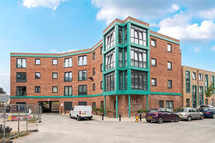 1 Bedroom Apartment For Sale In Eldridge Street, Dorchester, DT1