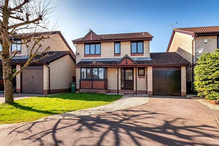 4 Bedroom Property To Rent In Woodlands Road, Charfield, GL12
