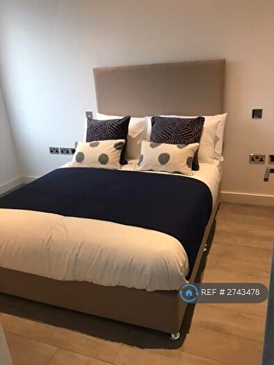 1 Bedroom Flat To Rent In Verona Apartments, Slough, SL1