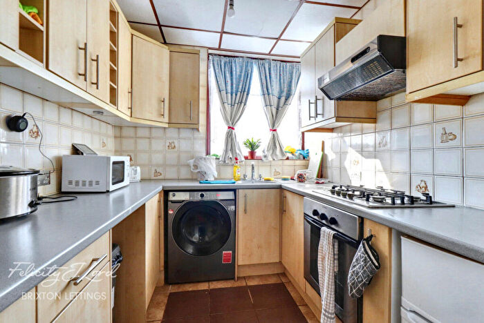 1 Bedroom End Of Terrace House To Rent In Tennison Road, London, SE25