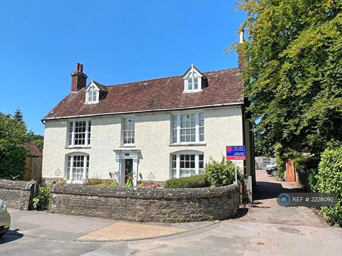 1 Bedroom Flat To Rent In Borough House, Midhurst, GU29