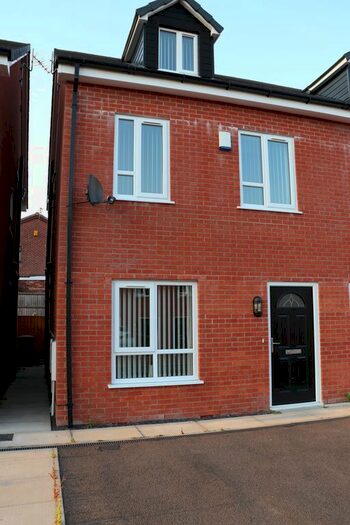 3 Bedroom End Of Terrace House To Rent In Georgias Way, St. Helens, Lancashire, WA11