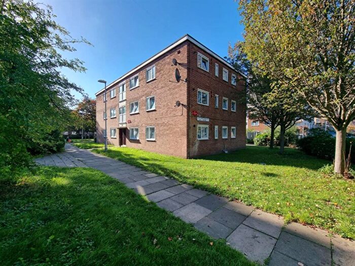 2 Bedroom Flat For Sale In The Shaftesburys, Barking, IG11