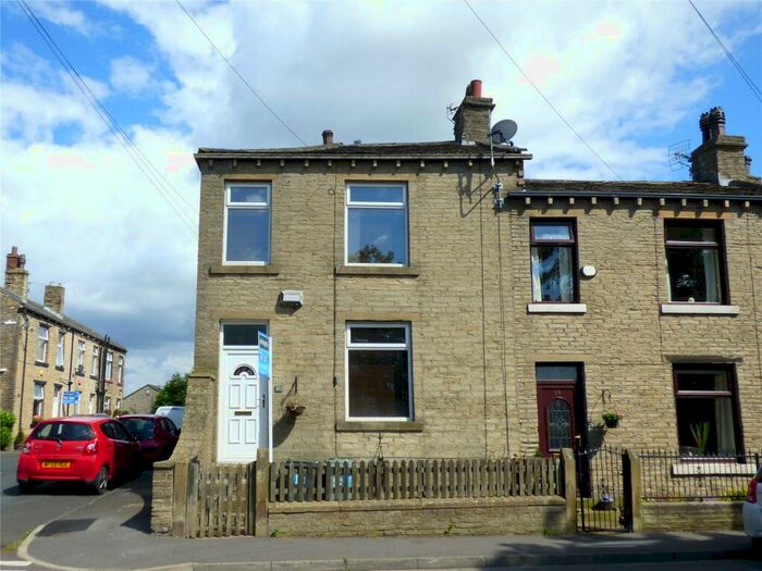 2 Bedroom End Of Terrace House To Rent In Scholes Lane, Scholes, Cleckheaton, BD19
