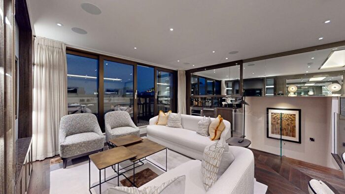 3 Bedroom Flat To Rent In Prince Of Wales Terrace, Kensington, W8