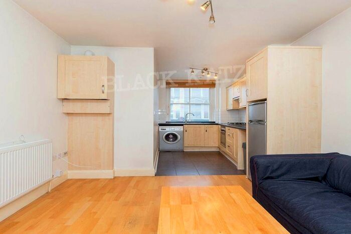 1 Bedroom Flat To Rent In Camden Road, NW1