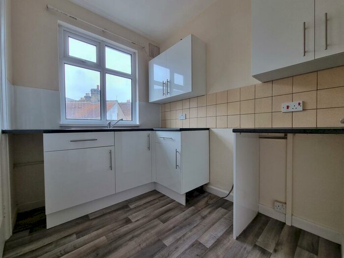 1 Bedroom Apartment To Rent In High Street, Clacton-On-Sea, CO15