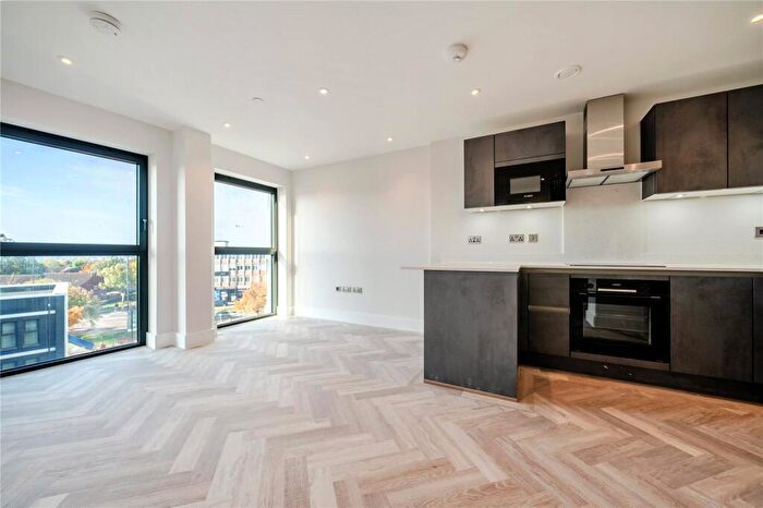 1 Bedroom Property To Rent In Cockfosters Road, Barnet, EN4