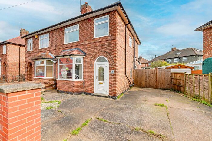 3 Bedroom Semi Detached House For Sale In Roy Avenue, Beeston, NG9