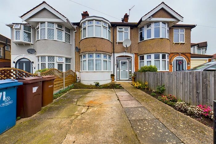 3 Bedroom Terraced House To Rent In Windsor Crescent, Harrow, HA2