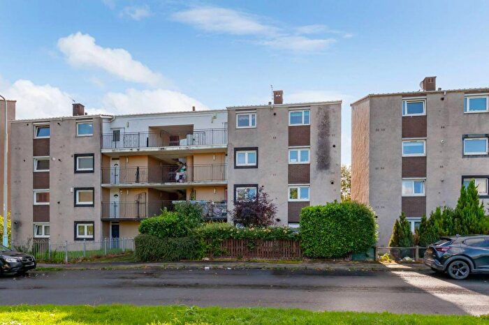 2 Bedroom Flat For Sale In / Calder Place, Sighthill, Edinburgh, EH11