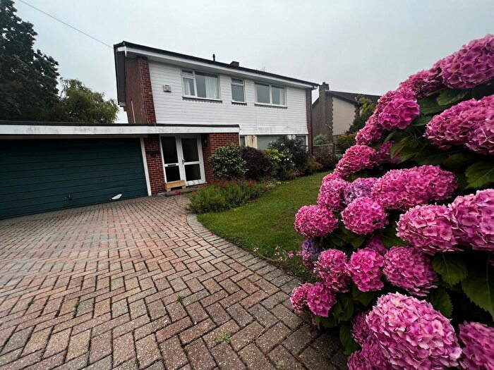 4 Bedroom Detached House To Rent In Peak Drive, Fareham, PO14
