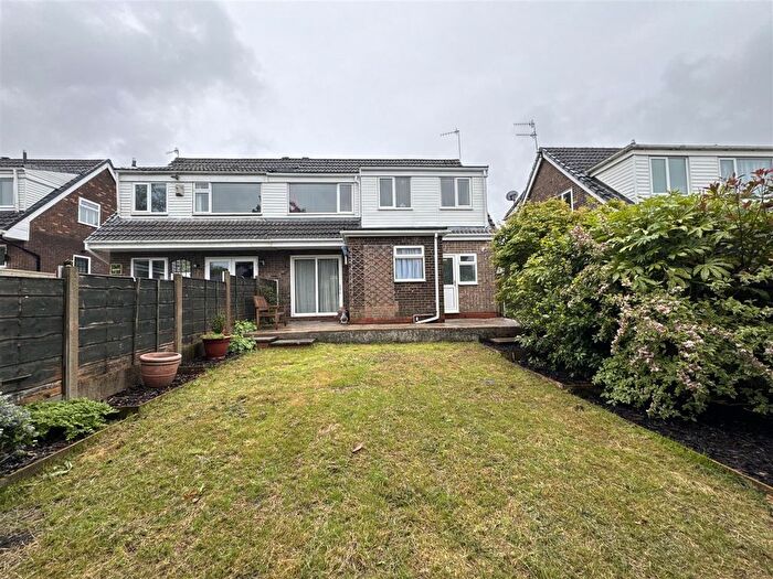 4 Bedroom Semi-detached House For Sale In Moorgate Drive, Carrbrook, Stalybridge, SK15