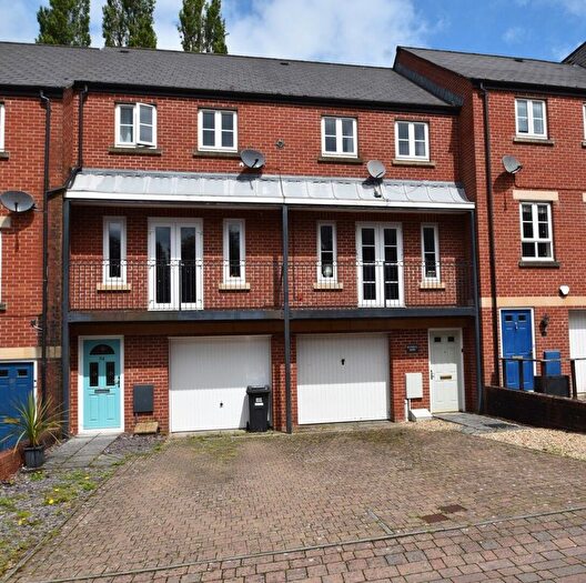 4 Bedroom Terraced House To Rent In Popham Close, Tiverton, Devon, EX16