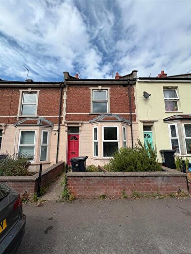 2 Bedroom Terraced House To Rent In High Street, Easton, Bristol, BS5