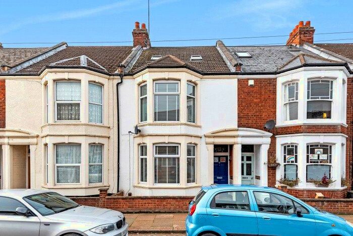 4 Bedroom Terraced House To Rent In Lutterworth Road, Northampton, NN1