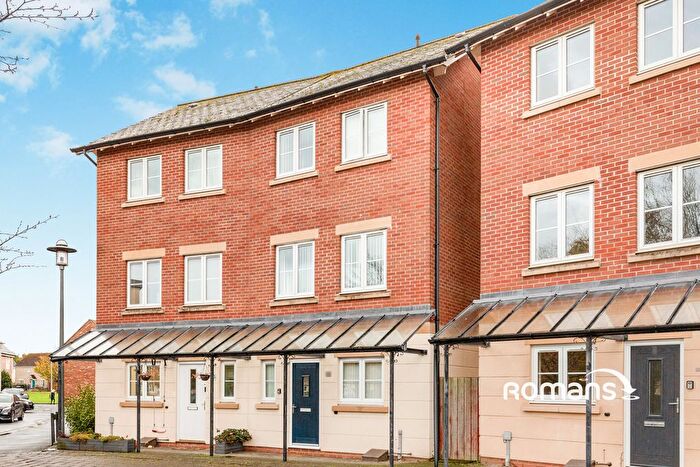 3 Bedroom Detached House To Rent In Fitzroy Circus, Portishead, Bristol, BS20